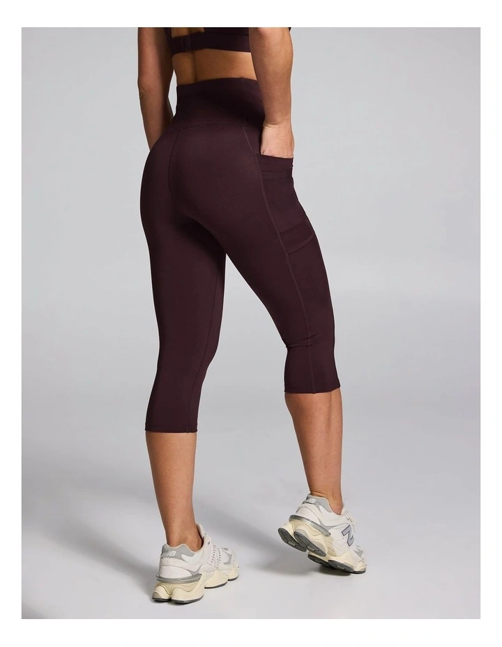 Velocity 3/4 Tights Blackberry image 2