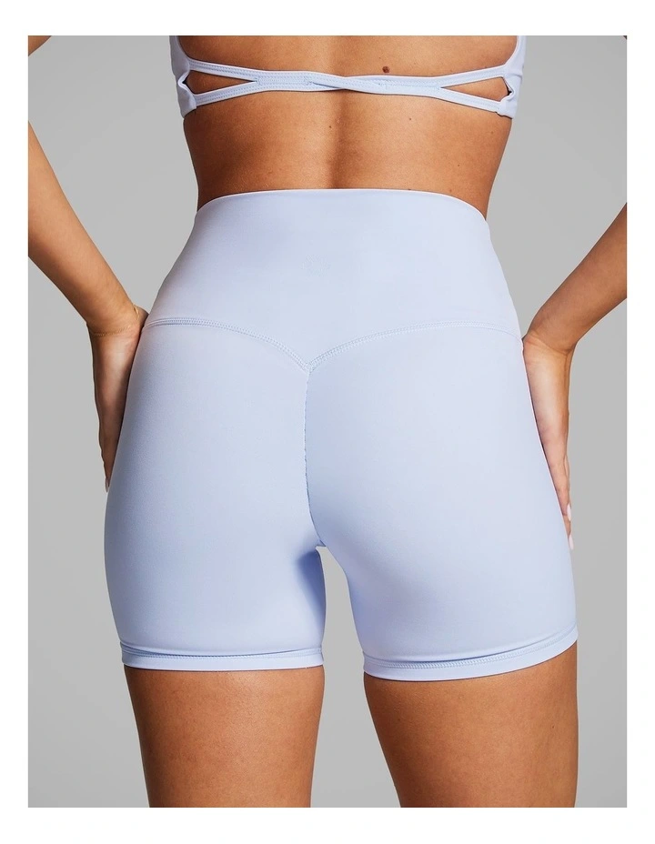 No Front Seam Scrunch Bum Bike Shorts in Blue image 2