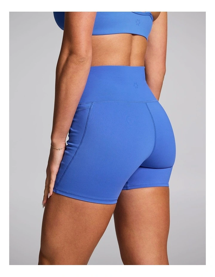No Front Seam Mid Thigh Bike Shorts Bright Blue image 2