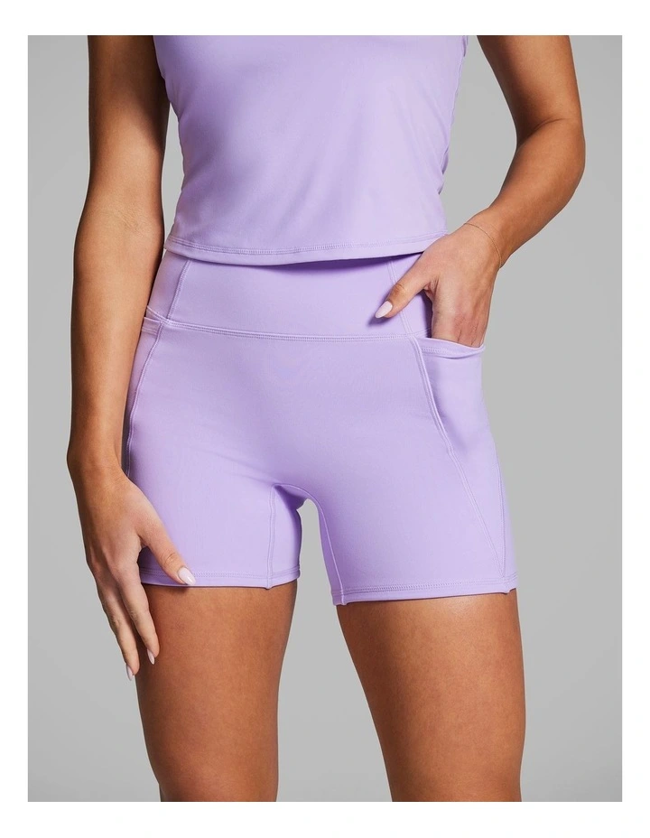 No Front Seam Mid Thigh Bike Shorts Ultraviolet image 1