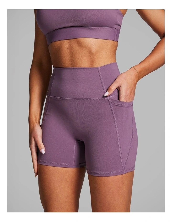 No Front Seam Mid Thigh Bike Shorts Wildberry image 3