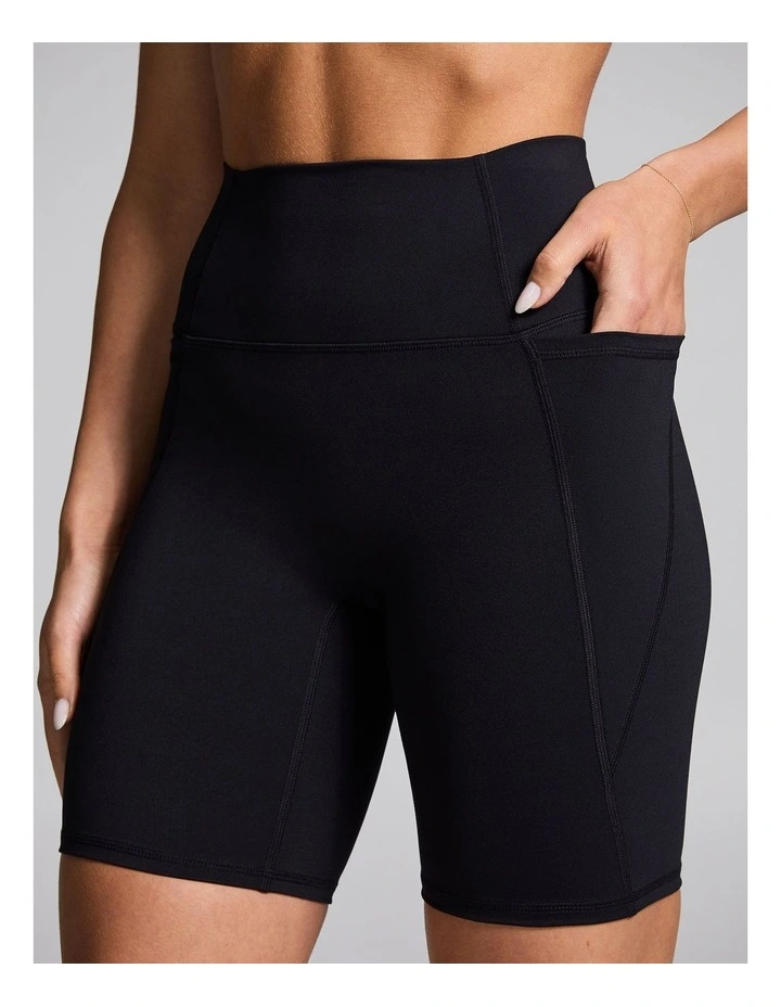 No Front Seam Quad Bike Shorts Black image 4