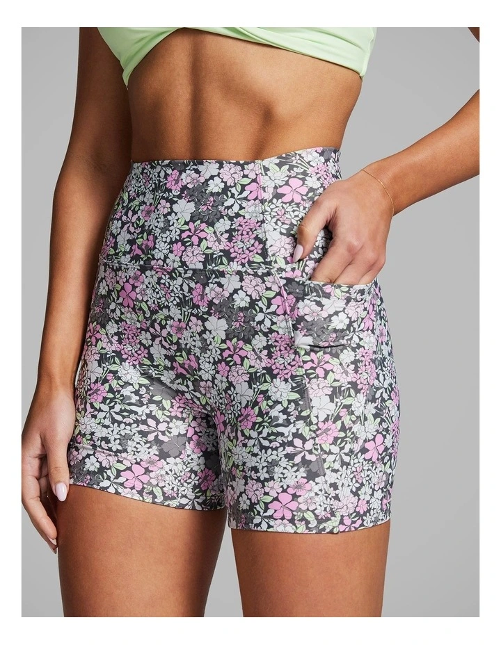 No Front Seam Mid Thigh Bike Shorts Lime Soda Floral image 4