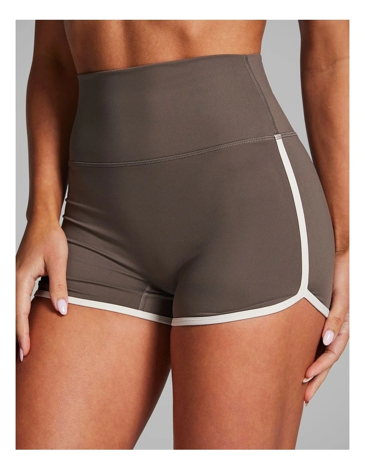 Bind Edge Booty Shorts Burnt in Caramel image 4