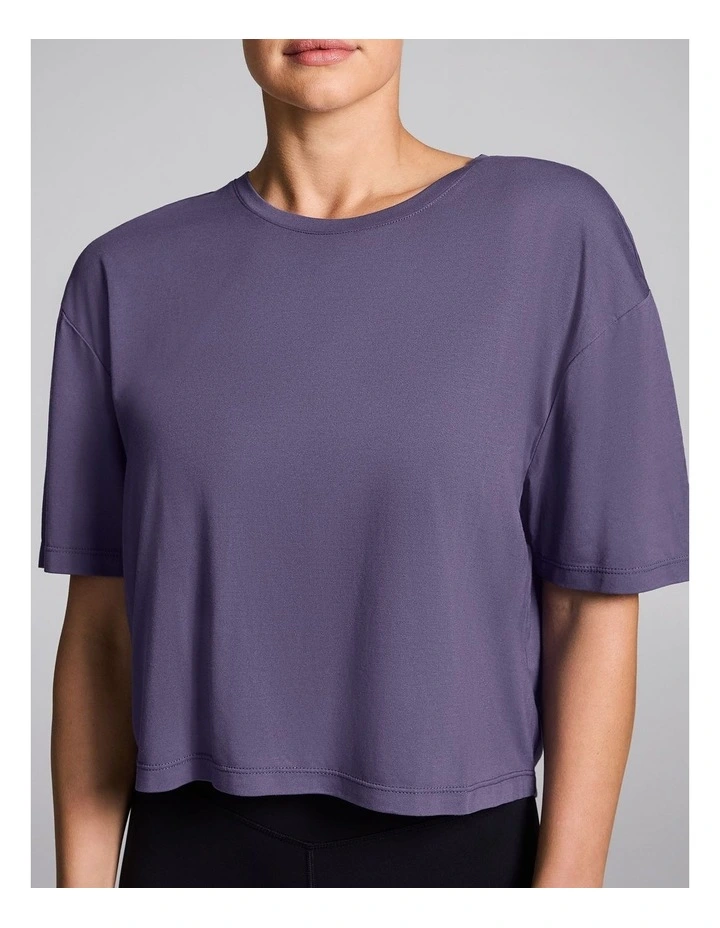 Freestyle Tee in Purple image 4