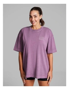 Baggy Fit Tee in Wildberry