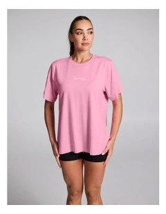Graphic Tee in Popular Pink
