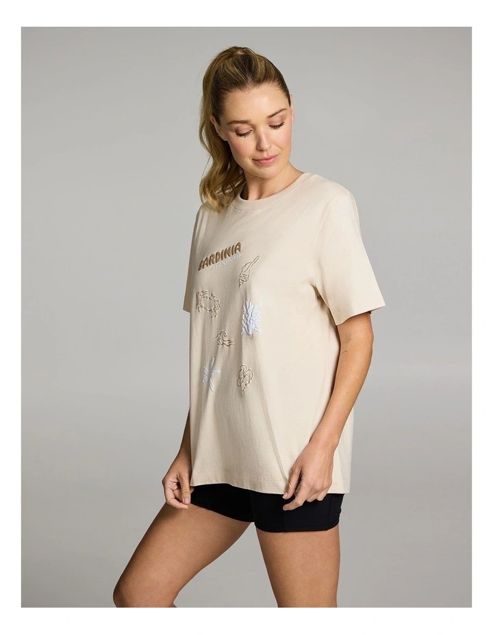 Graphic Tee in Vanilla image 3