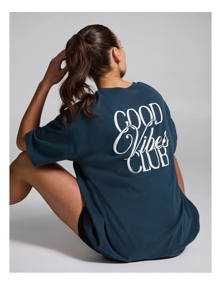 Baggy Fit Tee in Midnight Green image 6