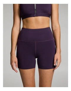 Velocity Pocket Mid Thigh Bike Shorts in Plum