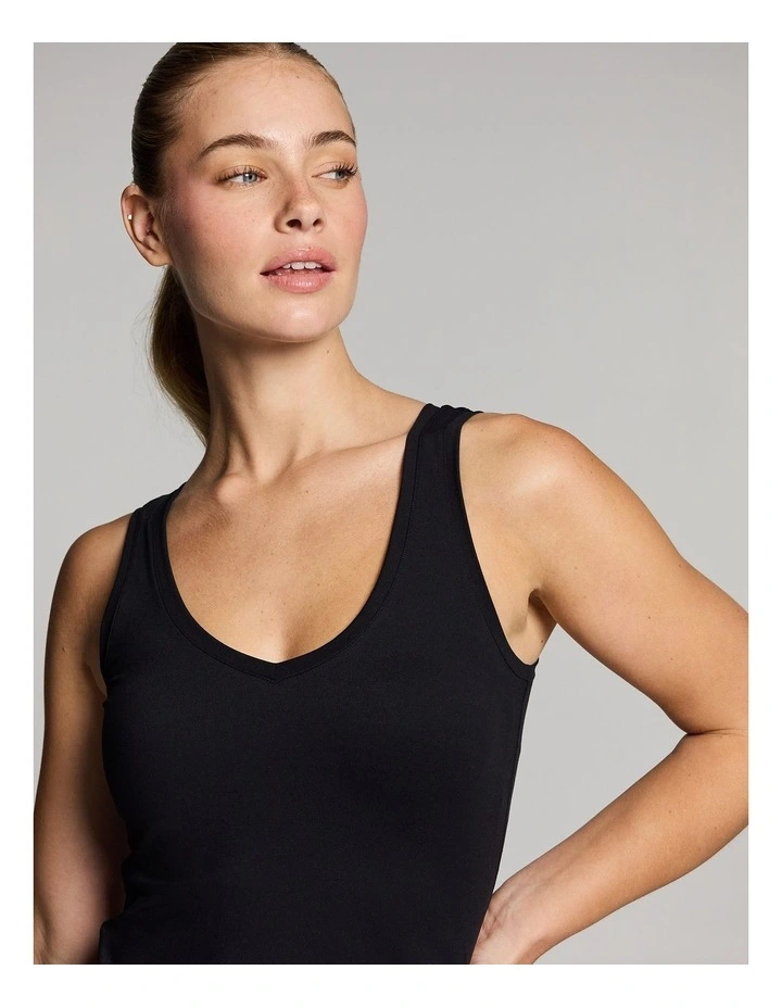 Base One V Neck Tank in Black image 4