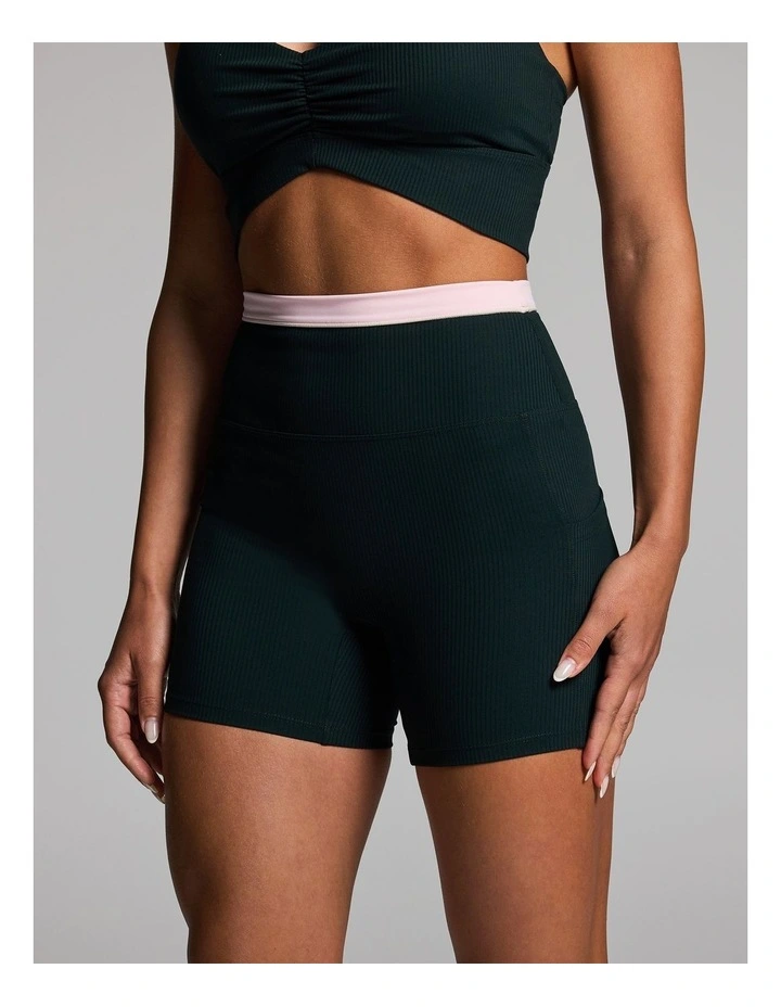 Rib Luxesoft Pocket Mid Thigh Bike Shorts in Forest image 3