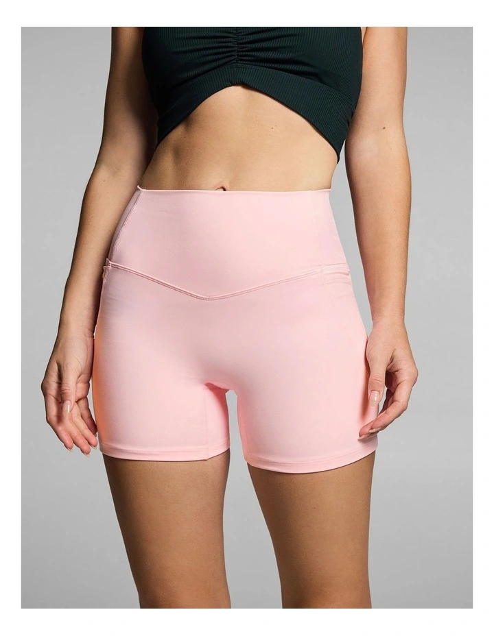 No Front Seam Pocket Mid Thigh Bike Shorts in Rose Quartz image 1