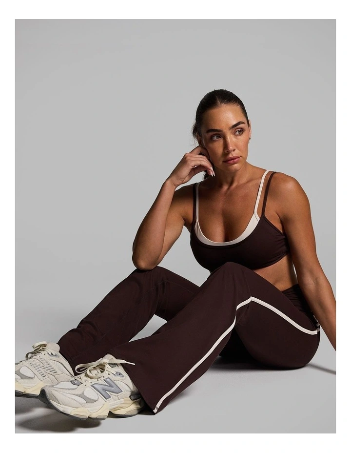 No Front Seam Flared Pant in Cocoa image 6