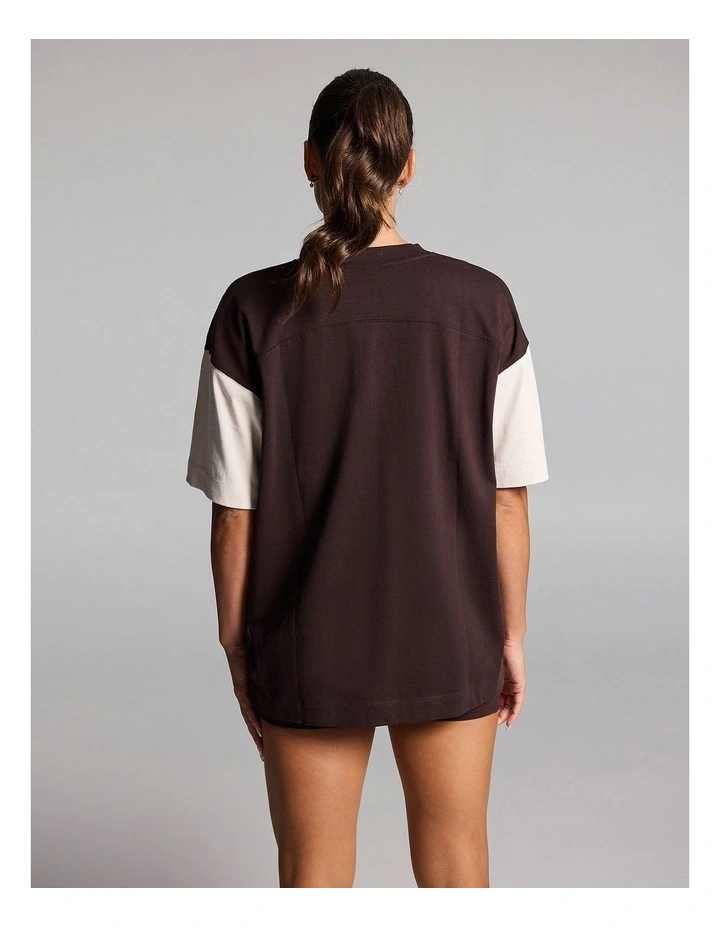 Sideline Oversize Tee in Cocoa image 2