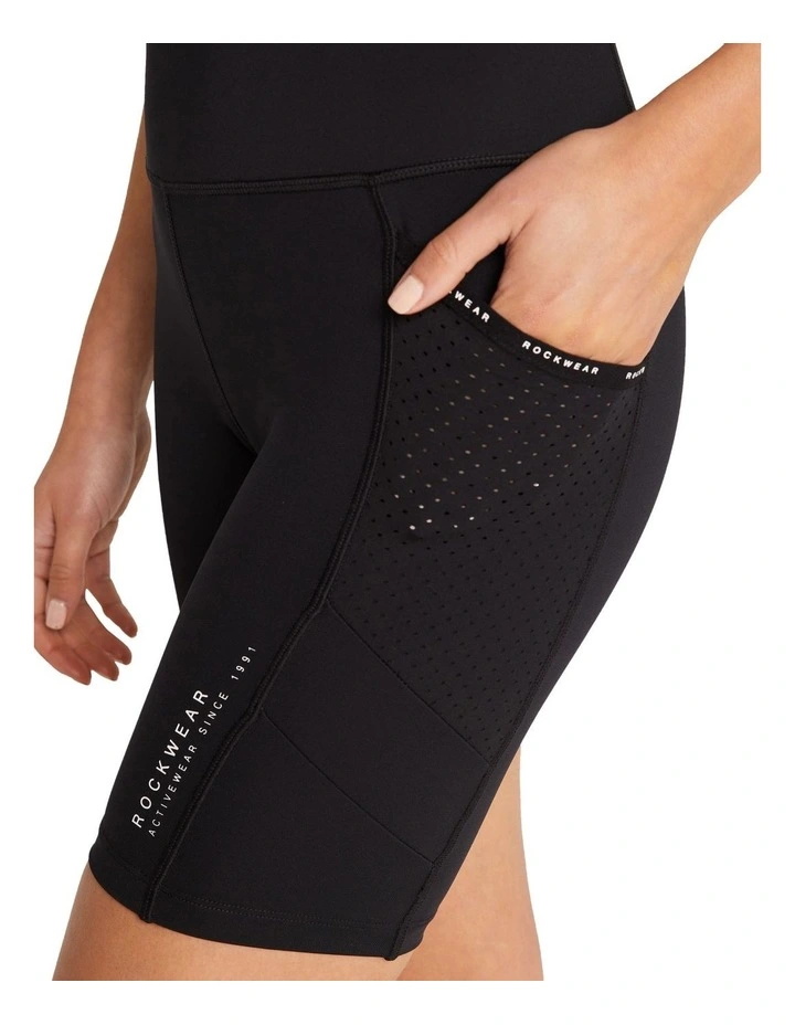 Asana Pocket Bike Shorts in Black image 2
