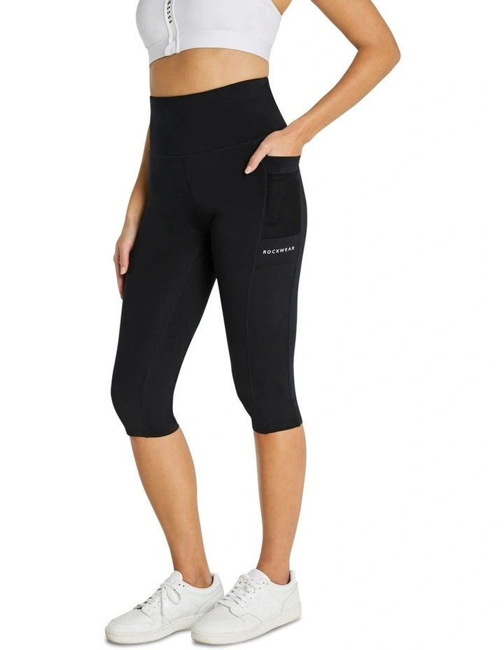 Velocity Pocket 3/4 Tights in Black image 1