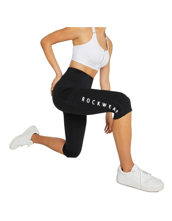 Velocity Pocket 3/4 Tights in Black image 2