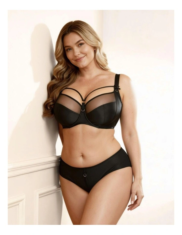 Clarisse Strappy Large Cup Wired Bra With Side Support in Black image 3