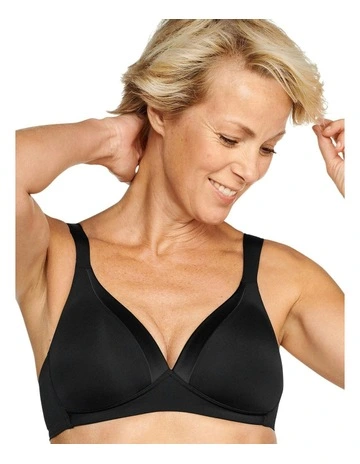 The Wednesday Wireless T-shirt Bra With Padded Straps in Black