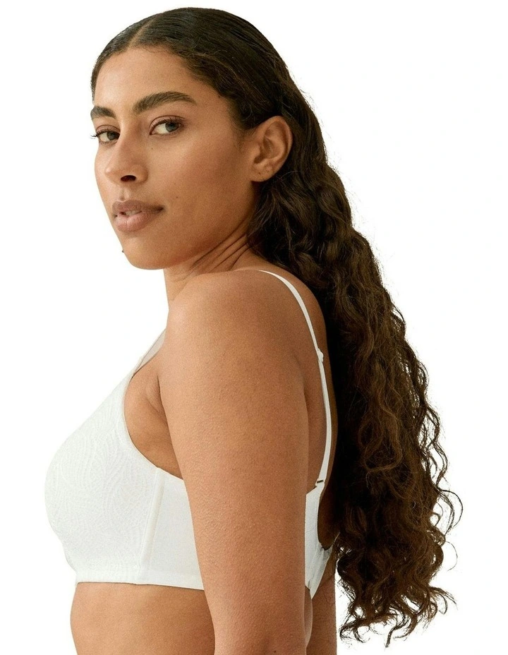 The Friday Wirefree Recycled Lace Bra in White image 3