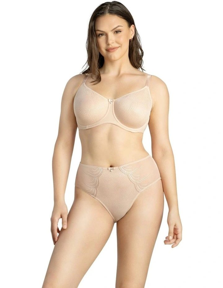 Pearl Underwire Seamless Minimiser Bra in Cameo Rose image 4
