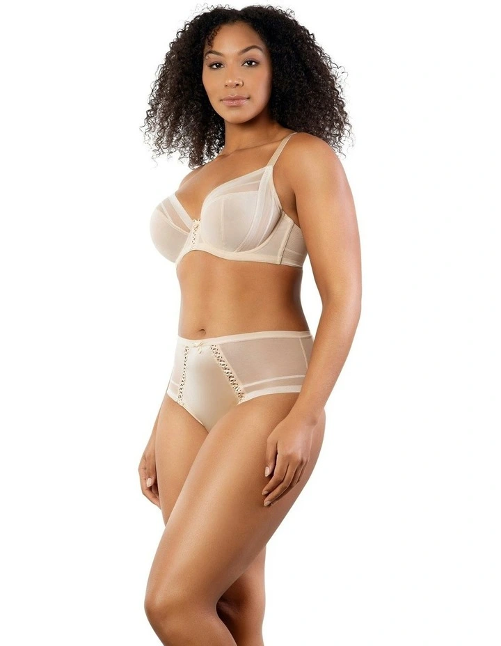 Shea Supportive Full Bust Plunge Bra in Bare image 5