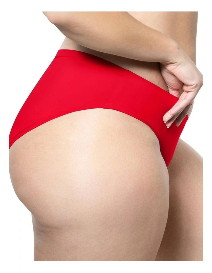 Bonded Seamless-Effect Hipster Brief in Racing Red image 6