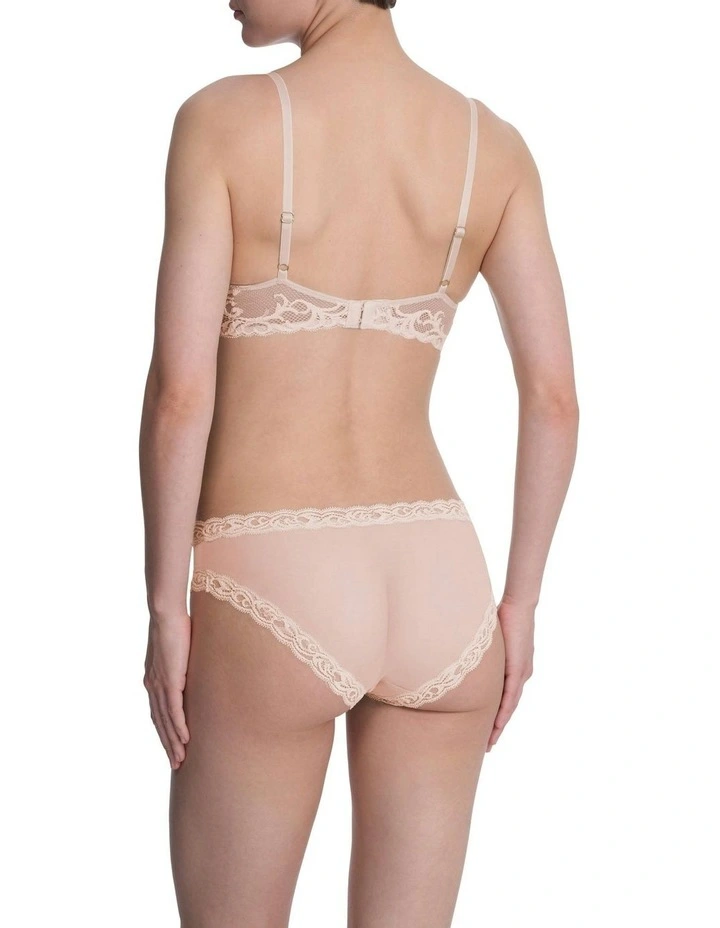 Feathers Lightly Padded Wired Plunge Bra in Cosmetic image 5