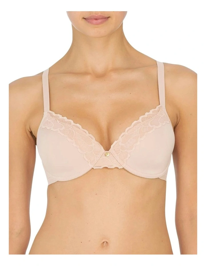 Refined Wired Contour T-shirt Bra with Lace in Pink image 1