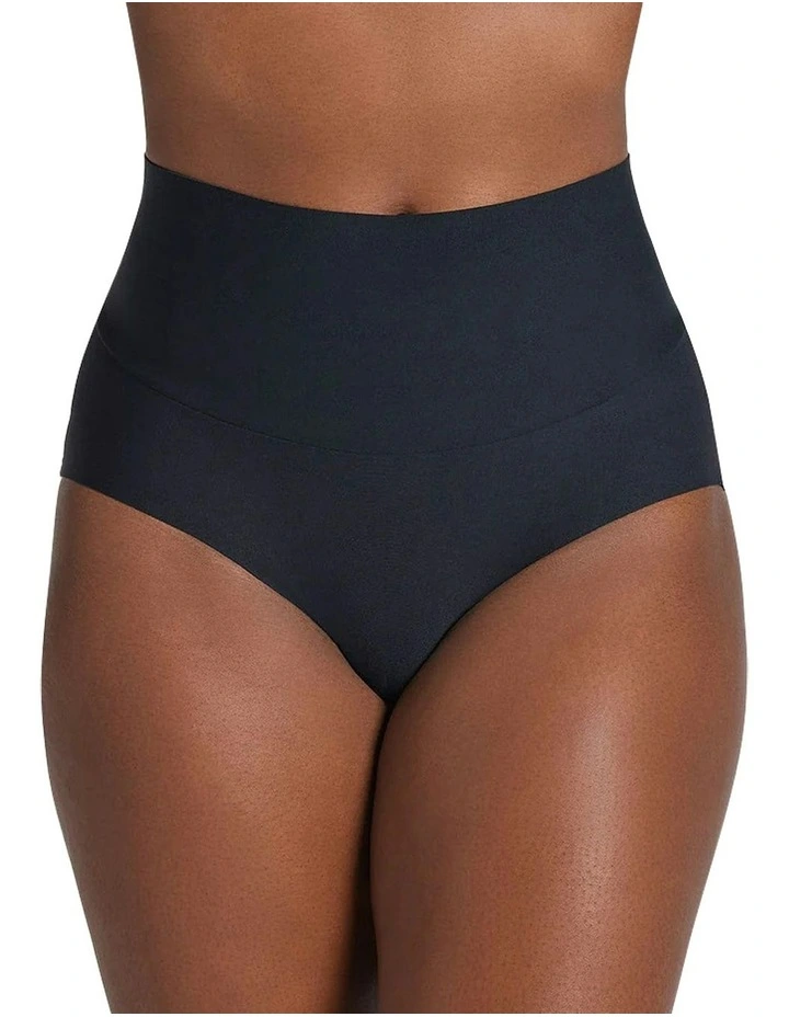 FusedContour No Show Firm Control Shaping Brief in Black image 1