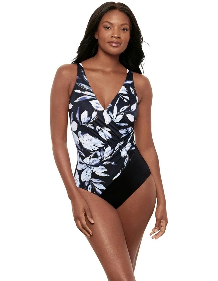Oceanus Soft Cup Shaping Swimsuit in Black and White image 4