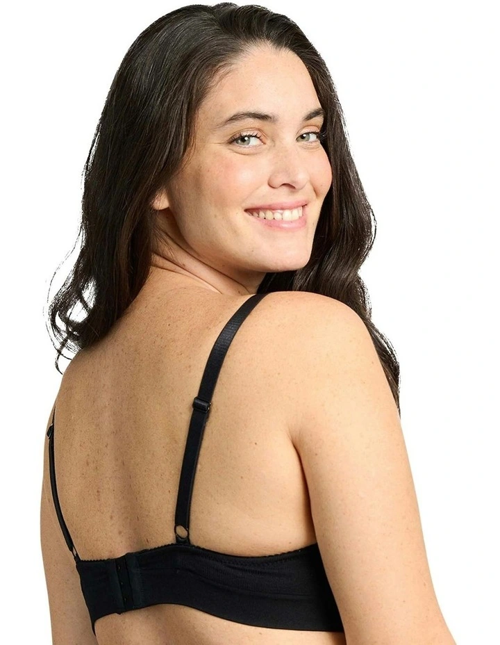 Agathe Comfortable Padded Wirefree Bra With Lace in Black image 3