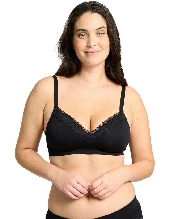 Agathe Comfortable Padded Wirefree Bra With Lace in Black image 5