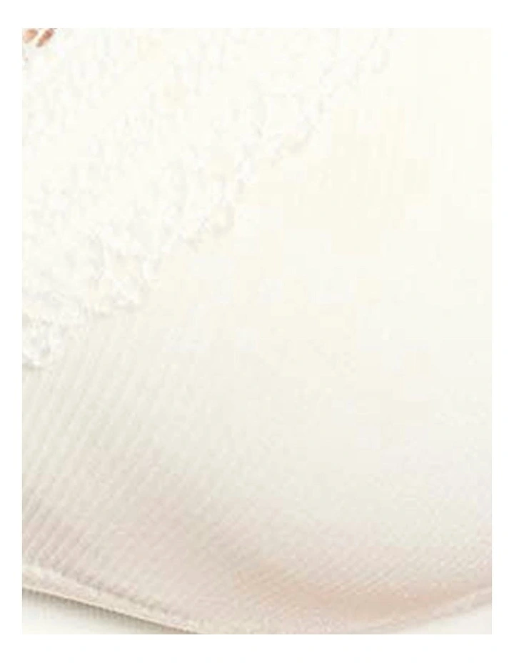 Agathe Comfortable Padded Wirefree Bra With Lace in White image 7