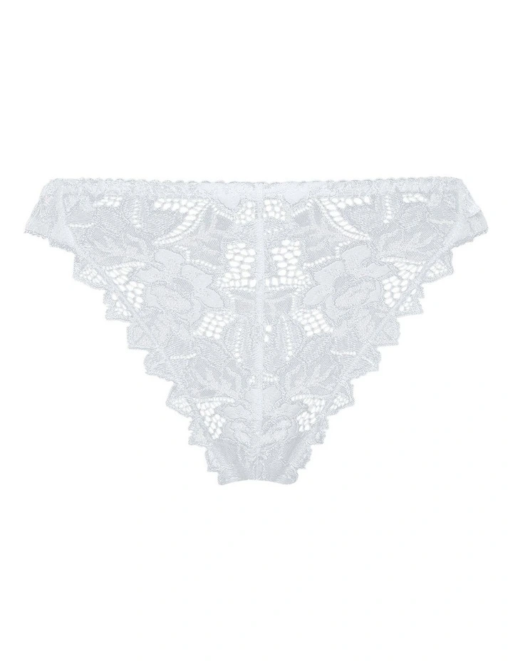 Arum Low Rise Scalloped Lace Thong in White image 5