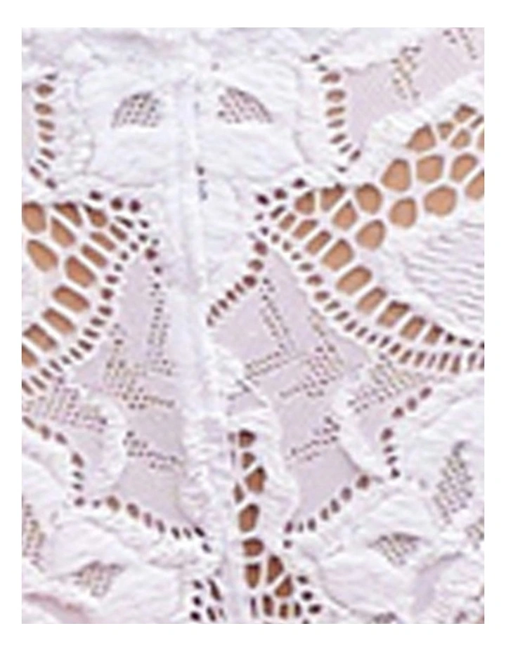 Arum Low Rise Scalloped Lace Thong in White image 6
