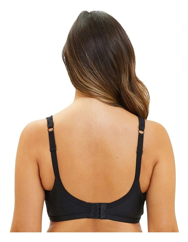 Perfect Curves Smoothing Moulded Wirefree Bra in Black image 2
