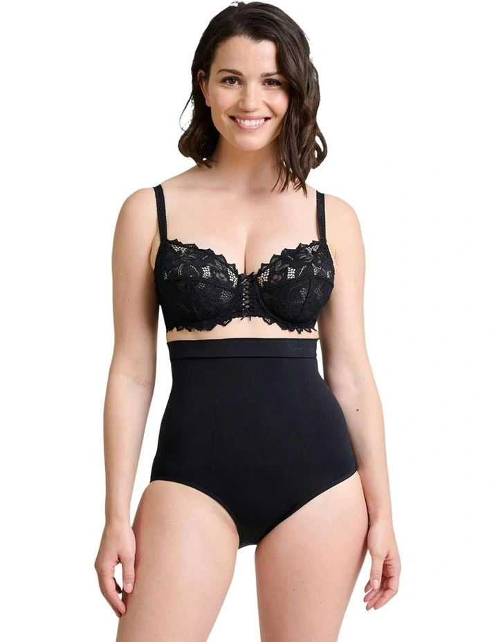Arum Underwire Balconette Lace Bra in Black image 3