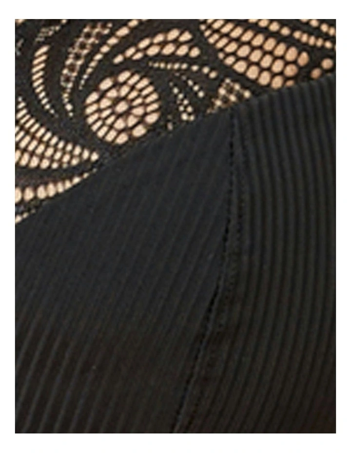 Ariane Essential Full Cup Underwire Bra in Black image 5