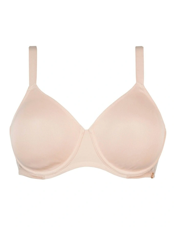 Perfect Curves Wired Minimiser Bra with Lace in Blush image 7