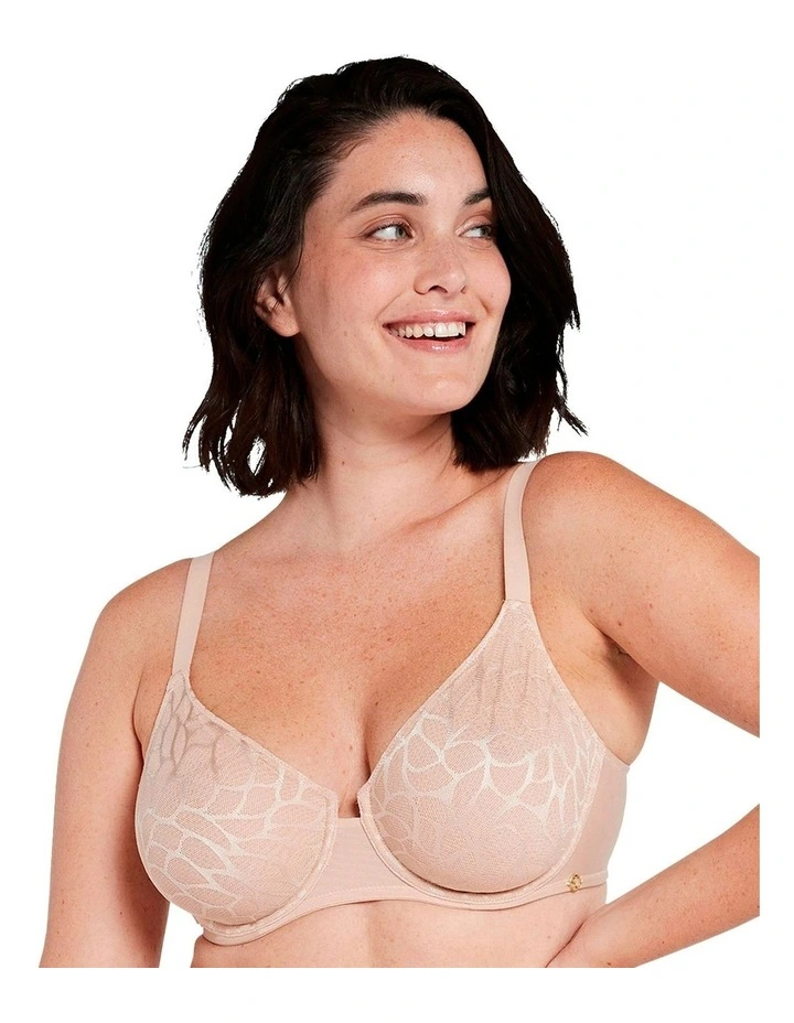 Perfect Curves Smooth Lace Wired T-Shirt Bra in Blush image 1