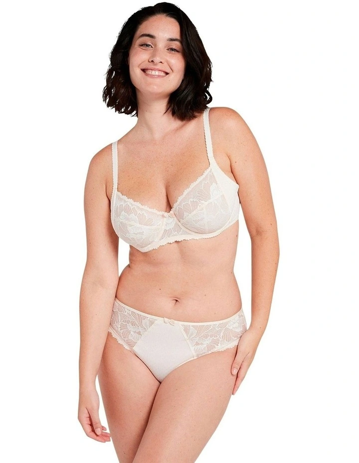 Capucine Wired Two-Tone Lace Bra in Ivory image 4