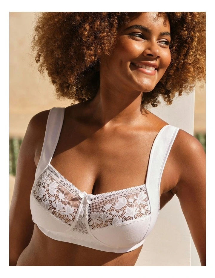 Jeanne Wirefree Wide Strap Bra With Lace in White image 3