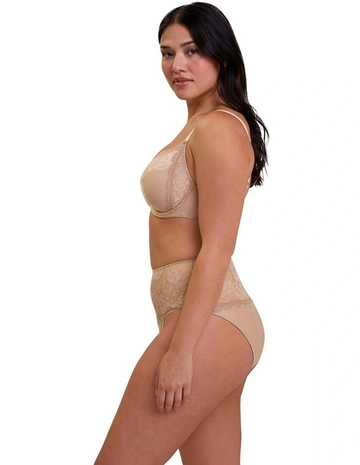 Lily Full Cup Wired Bra With Lace in Beige image 3