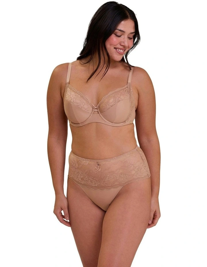 Lily Full Cup Wired Bra With Lace in Beige image 4