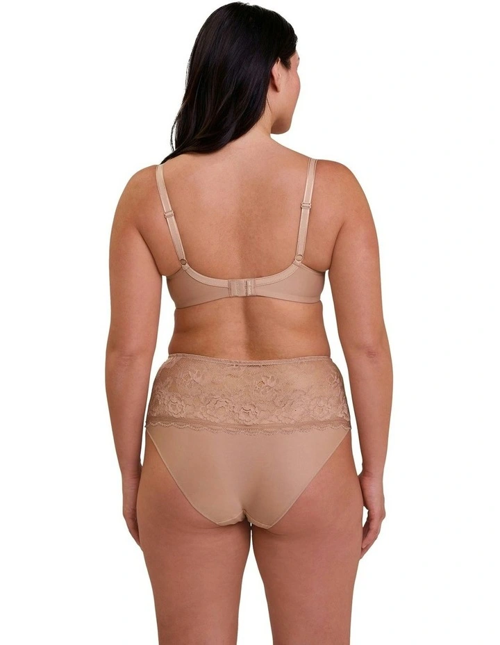Lily Full Cup Wired Bra With Lace in Beige image 5