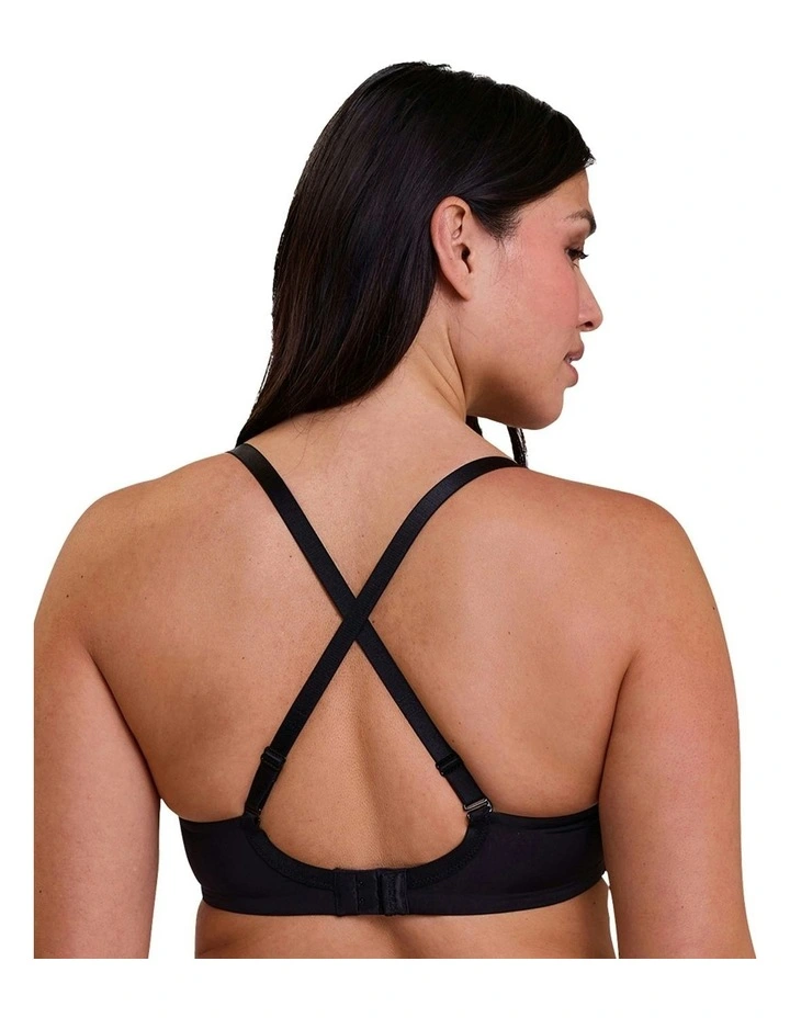 Unseen Smooth Moulded Wirefree Bra in Black image 3