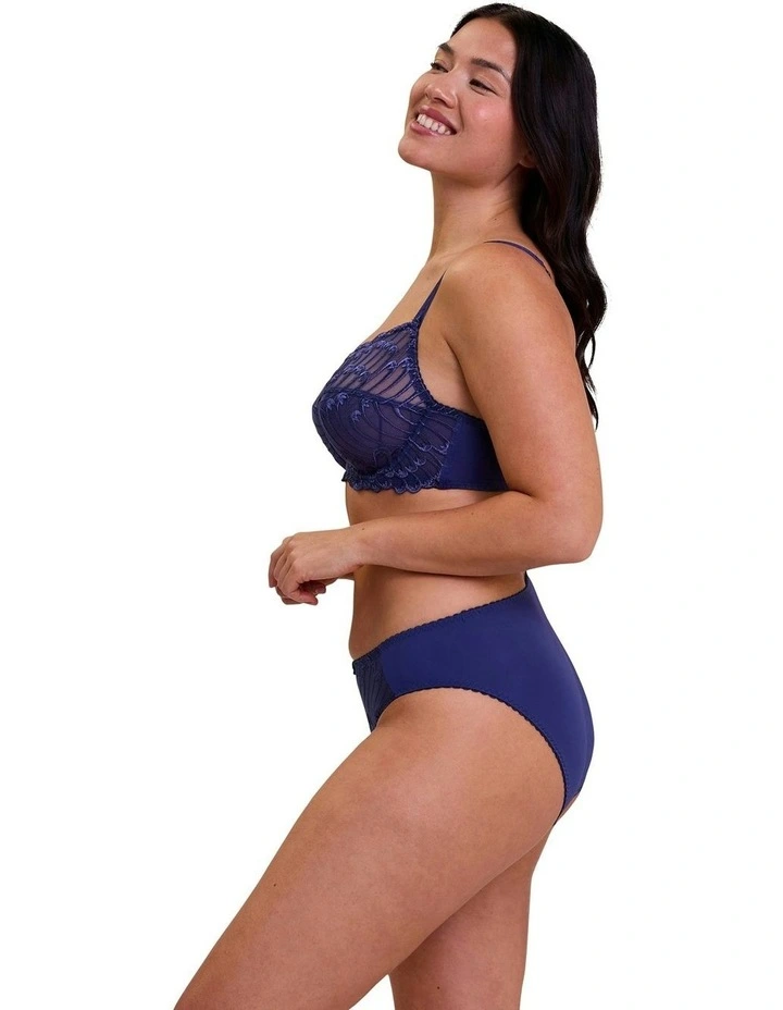 Narcisse Embroidered Full Cup Underwire Bra in Bellwether Blue image 3