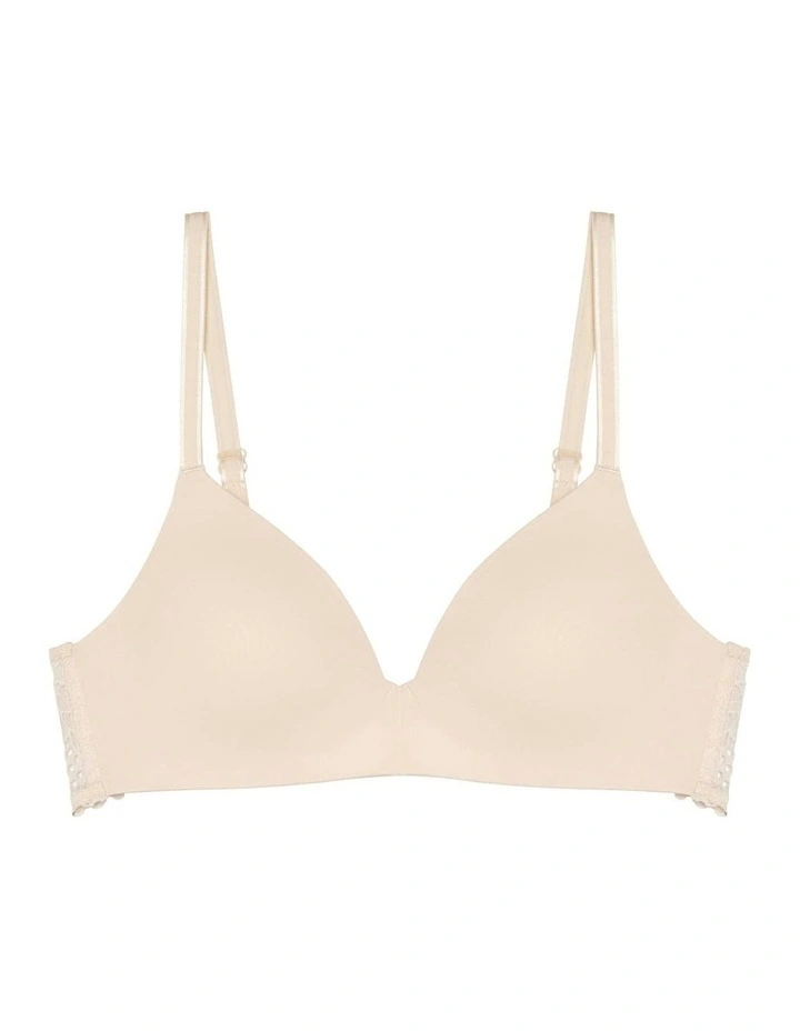Pila Wirefree Smooth Triangle T-shirt Bra in White image 6